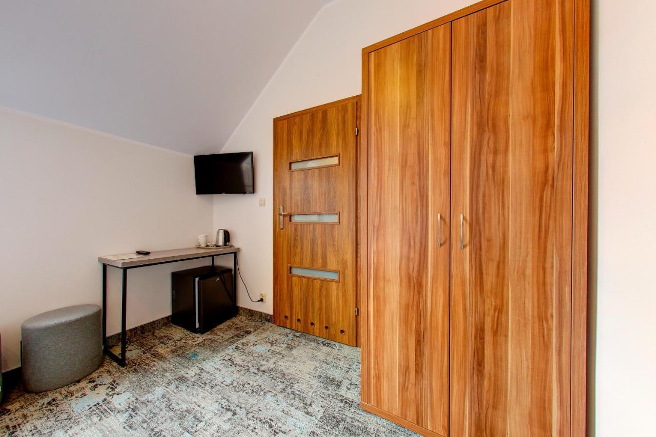 Pod Debem Kompleks Zeglarsko-Rekreacyjny Ruciane-Nida Exterior foto